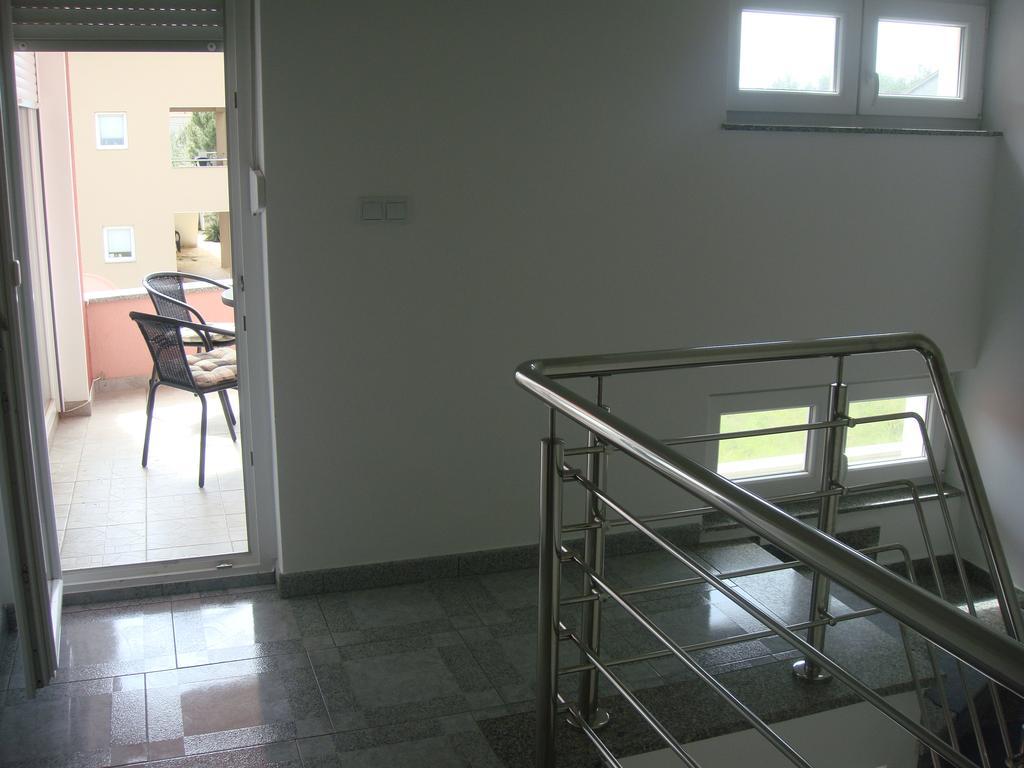 פריבלאקה Apartments Vladimir מראה חיצוני תמונה